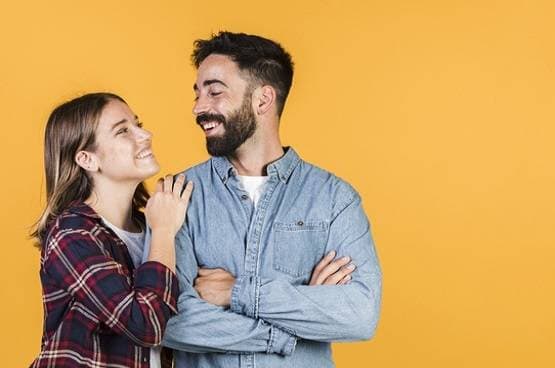 क्लीन शेव या बियर्ड मैन! जानें किन पर ज्यादा फिदा होती हैं लड़कियां