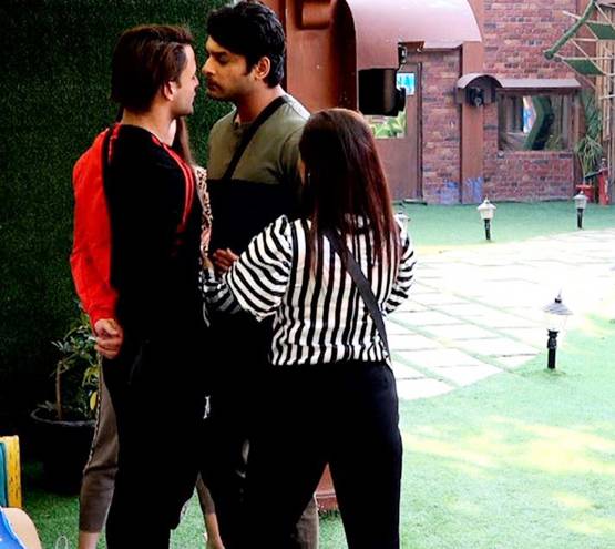 फिनाले से पहले बिग बॉस छोड़ना चाहते हैं सिद्धार्थ, असीम बने वजह