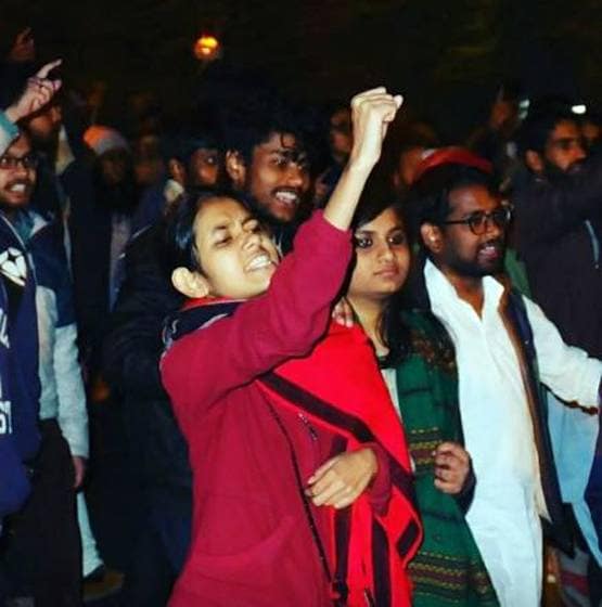 कौन हैं JNUSU प्रेसीडेंट, जिनकी खून से सनी तस्वीर हुई वायरल