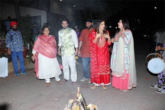 'जय मम्मी दी' की स्टारकास्ट पर लोहड़ी का रंग, सनी संग सोनाली का डांस