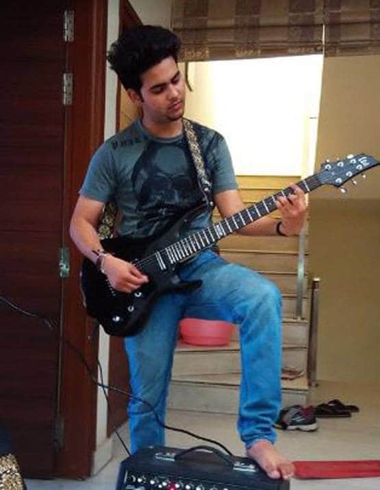 कभी मिलती थी 10 रुपये पॉकेट मनी, ऐसे बना इनकम टैक्स इंस्पेक्टर