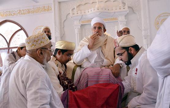 PAK: दूसरी-तीसरी शादी पर दी जा रही भारी छूट, शर्तें लागू