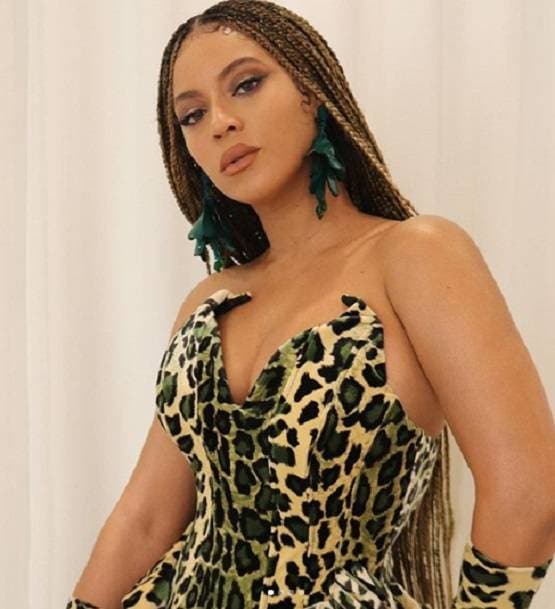 ये हैं दुनिया की 10 सबसे खूबसूरत महिलाएं, विज्ञान ने भी माना