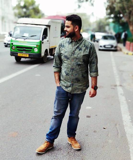 8 बार फेल, इंजीनियरिंग में 56% नंबर, फिर इस तरह बना UPSC टॉपर