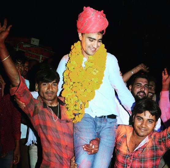 नौकरी की तलाश में गांव से आया दिल्ली, पहले कांस्टेबल फिर बना IPS