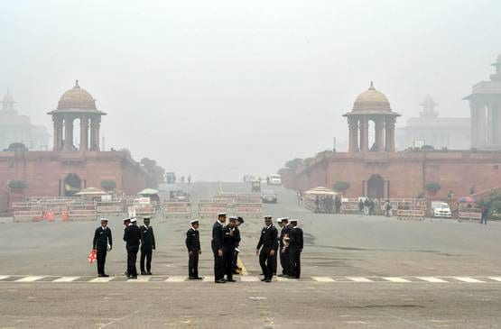 दिल्ली की सड़कों पर तोप-मिसाइल, परेड की तैयारी, ऐसे मिलेगी टिकट