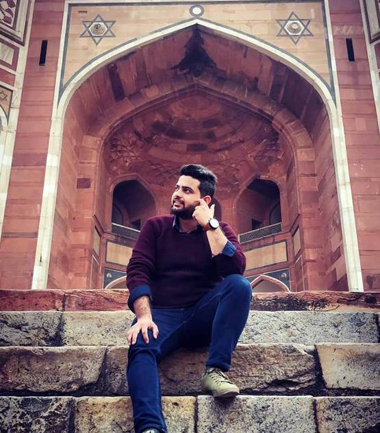 8 बार फेल, इंजीनियरिंग में 56% नंबर, फिर इस तरह बना UPSC टॉपर