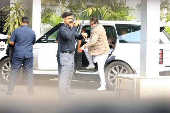 ऋतु नंदा का अंतिम संस्कार, अमिताभ बच्चन परिवार संग रवाना