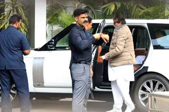 हरिद्वार में हुआ ऋतु नंदा का अस्थ‍ि विसर्जन, मामा संग नव्या-अगस्त्य ने की पूजा