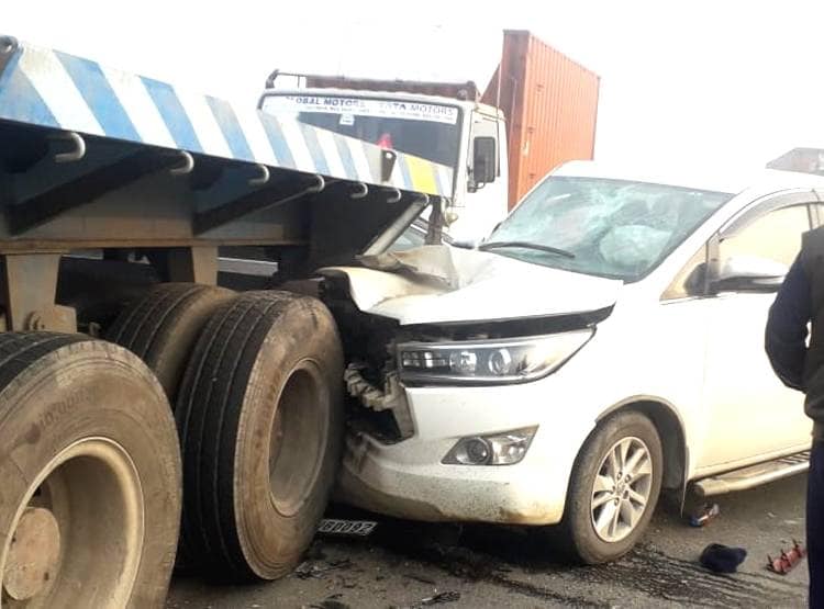 1,2,3,4....12 जब एक के पीछे एक भिड़ती गई गाड़ियां, देखते रह गए लोग