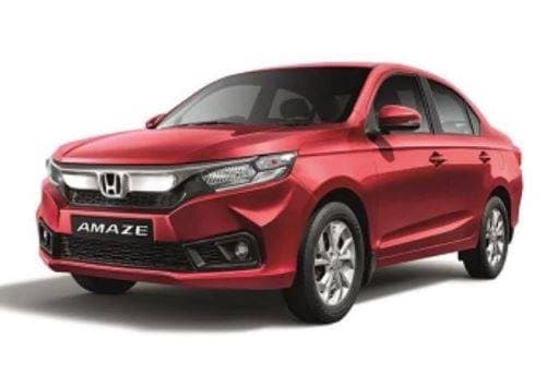 Hyundai Aura का Maruti Dzire और Amaze से मुकाबला, जानें- बेस्ट कौन?