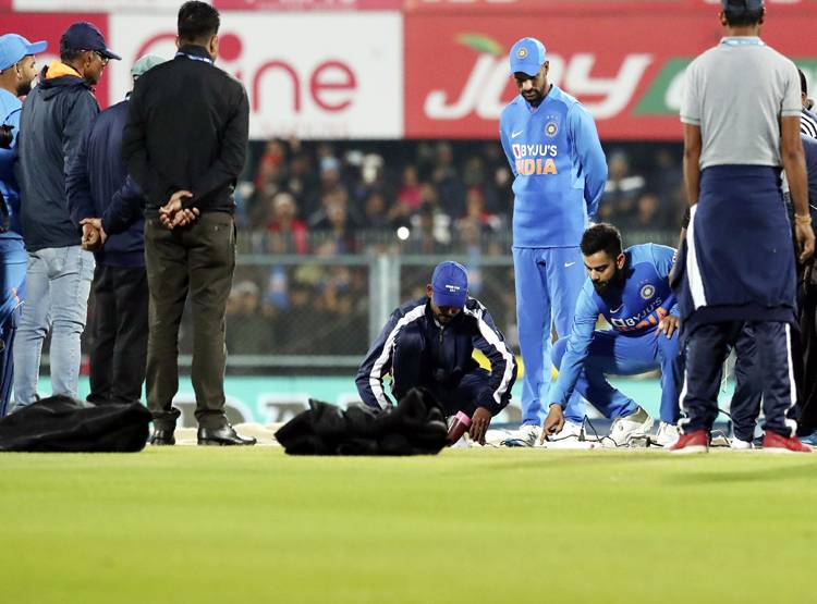 IND vs SL: फटे पिच कवर के कारण रद्द हुआ मैच! BCCI नाखुश