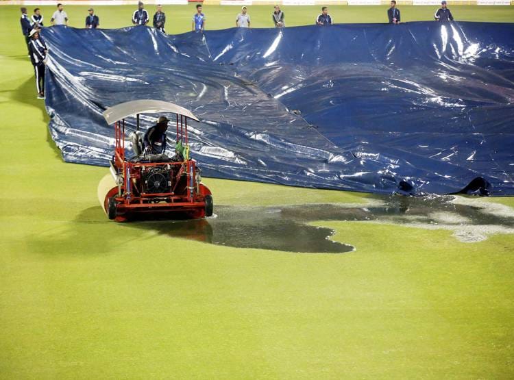 IND vs SL: फटे पिच कवर के कारण रद्द हुआ मैच! BCCI नाखुश