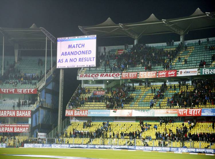 IND vs SL: मैच रद्द होने पर भड़के पूर्व क्रिकेटर, बताया लापरवाही