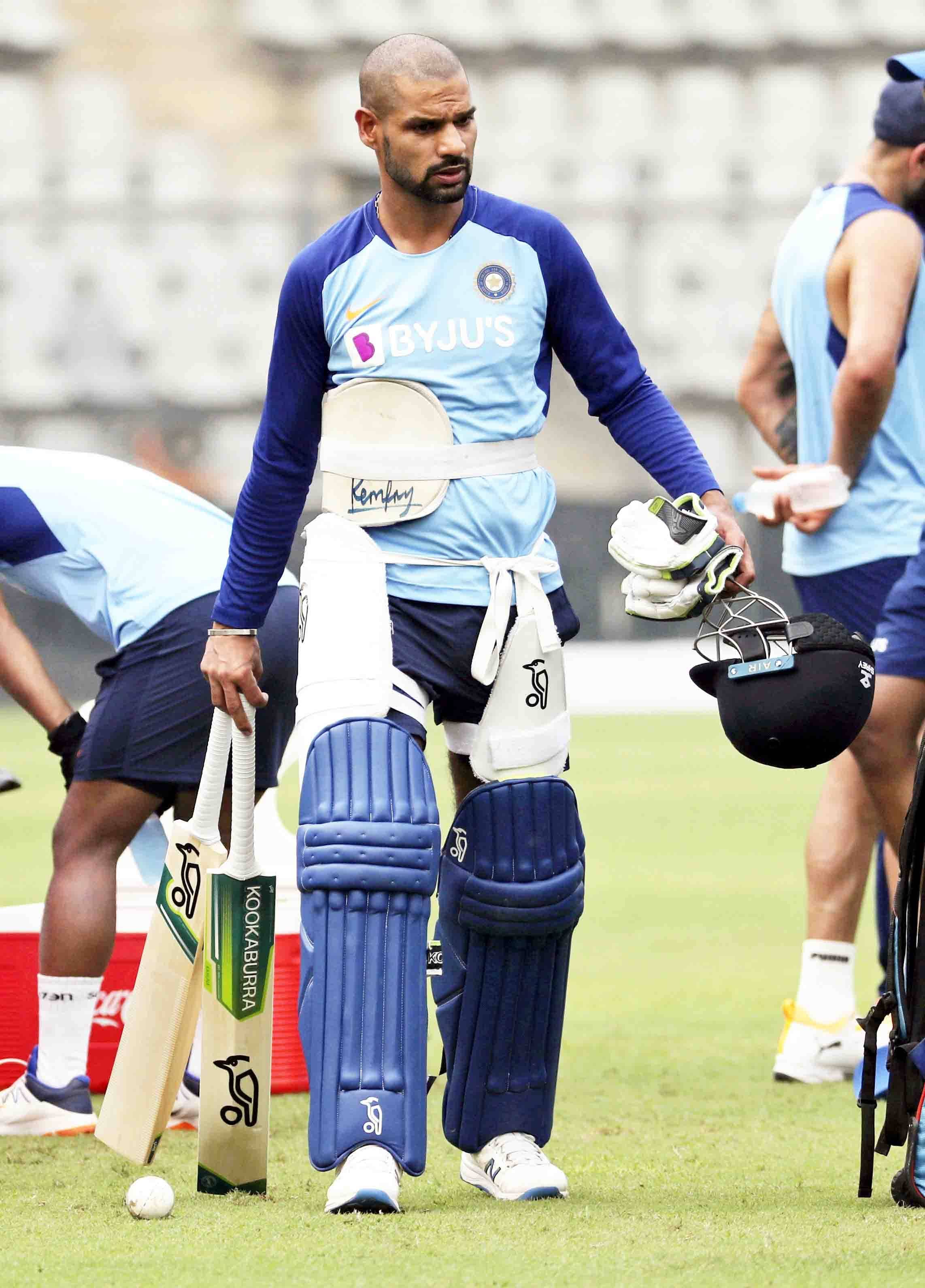 बैटिंग नंबर बदलेंगे विराट कोहली? राहुल-धवन पर नजर