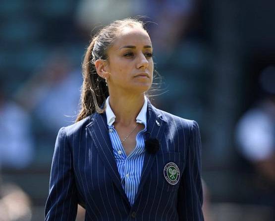 फेडरर की सरेआम की बोलती बंद, इस खूबसूरत अंपायर के दीवाने हुए फैंस