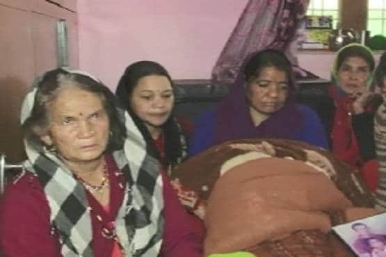 कश्मीर में लापता सेना का जवान, बर्फ में फिसलकर PAK पहुंचा