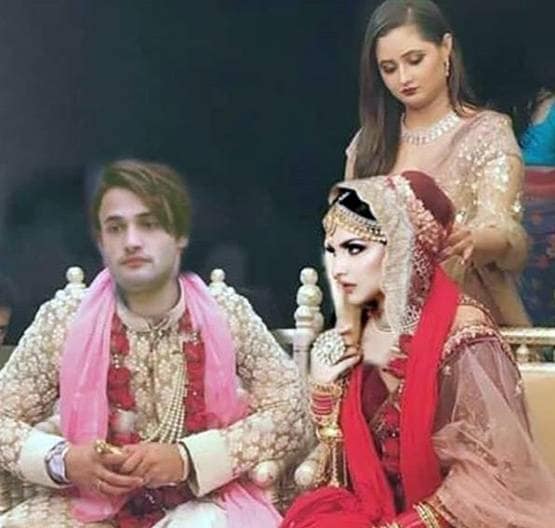 शादी का मंडप, दूल्हा-दुल्हन बने असीम-हिमांशी, क्या है वायरल फोटो का सच?