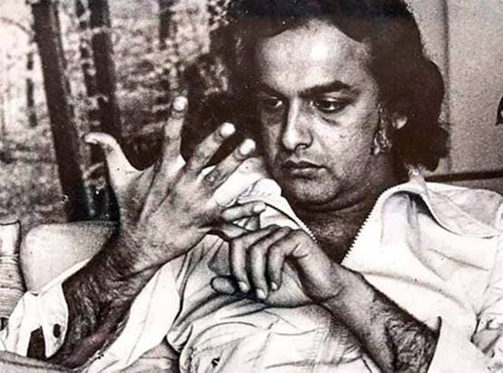 शोमैन से लेकर खान स्टार्स तक, कुछ ऐसी रही बॉलीवुड सितारों की पॉलिटिक्स