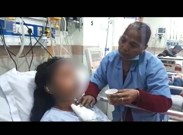 तंत्र विद्या के ल‍िए बहू पर चाकुओं से वार, शरीर पर लगे 450 टांके