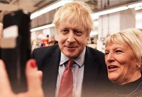 47 साल बाद EU से अलग ब्रिटेन, पासपोर्ट-टैक्स समेत ये चीजें बदल जाएंगी