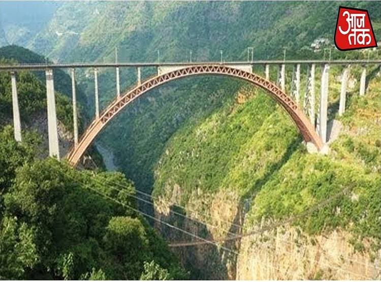 भारत में बन रहा दुनिया का सबसे ऊंचा ब्रिज, एफिल टावर से भी ऊंचा