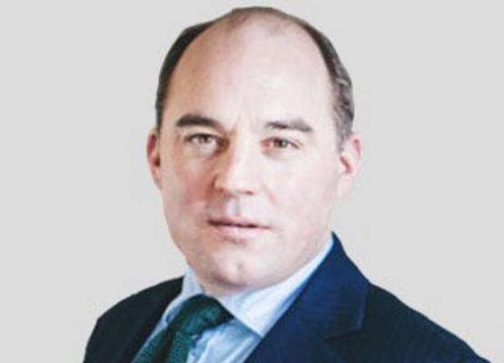 मिडिल ईस्ट में चरम पर तनाव, ब्रिटेन भेज रहा जंगी जहाज