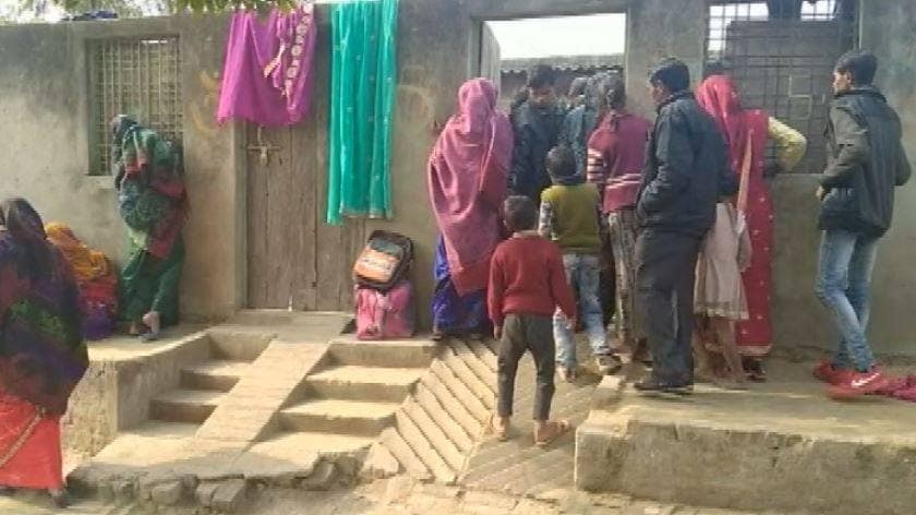 देवर को हुआ भाभी से प्यार, फिर की शादी, इस बात पर कुल्हाड़ी से काटा