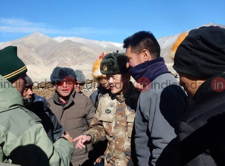 भारतीय सीमा में घुसे चीनी सैनिक, लद्दाख से सामने आई पहली तस्वीर...