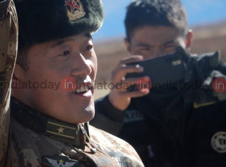 भारतीय सीमा में घुसे चीनी सैनिक, लद्दाख से सामने आई पहली तस्वीर...