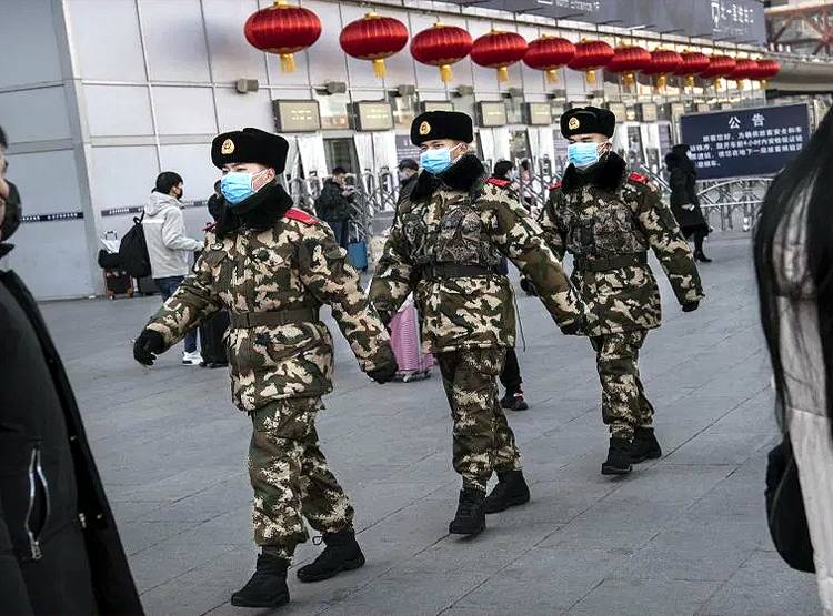 Coronavirus से निपटने के लिए चीन ने उतारी सेना, लोगों से कहा- सब्जियां खाएं
