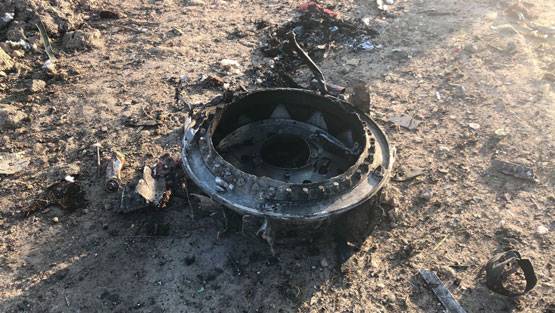 ईरान के मिसाइल हमले के कुछ घंटे बाद प्लेन क्रैश, 170 की मौत