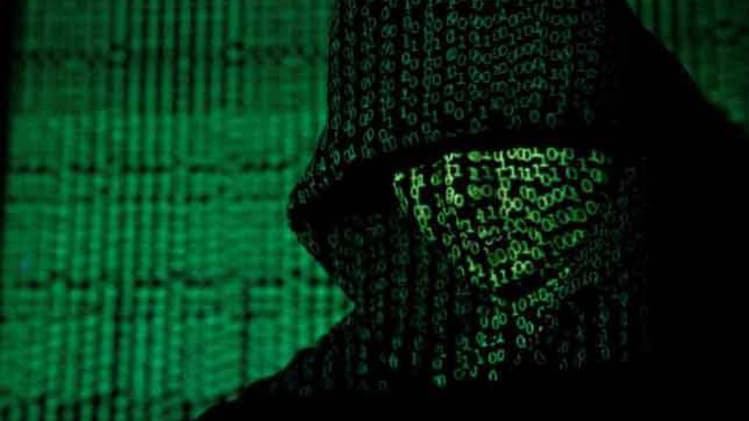 Android यूजर्स इन 30 खतरनाक कैमरा ऐप्स को फोन से तुरंत करें डिलीट