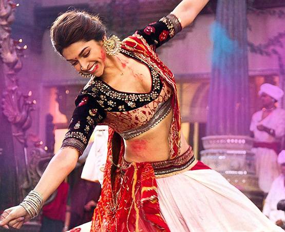 छपाक से पहले दीपिका ने इन फिल्मों में किया लुक्स के साथ एक्सपेरिमेंट