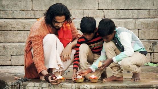 चंद्र ग्रहण के दौरान गलती से भी ना करें ये काम, माना जाता है अशुभ