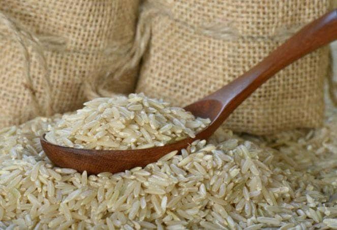 कंगाली के चरम पर PAK, भूख से लोग लूटने लगे दुकान में आटा-चावल