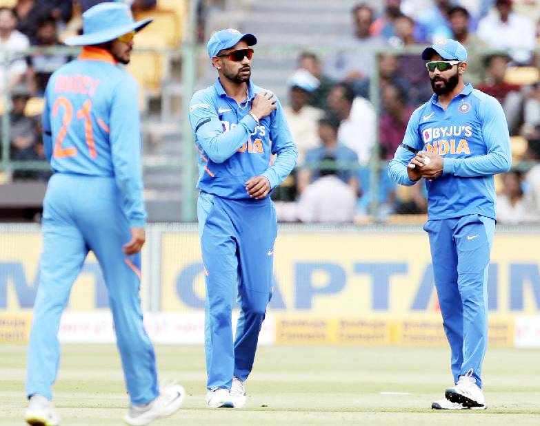 न्यूजीलैंड दौरे पर धवन का जाना मुश्किल, ये 3 खिलाड़ी चयन की होड़ में