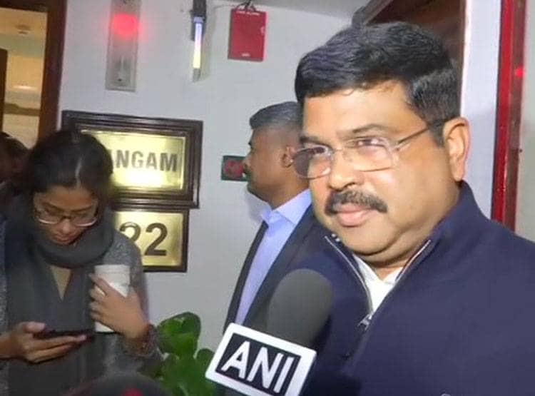 US-ईरान टेंशन का भारत पर न हो असर, मोदी सरकार ने उठाए ये कदम