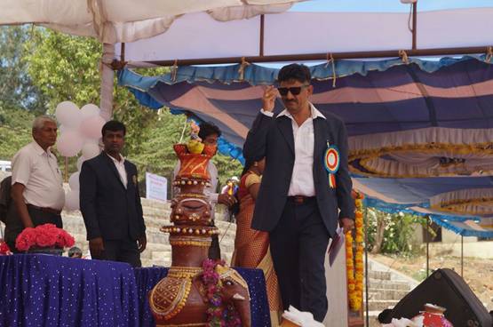 करोड़ों के मालिक हैं शिवकुमार, मिल सकती है कर्नाटक कांग्रेस की कमान