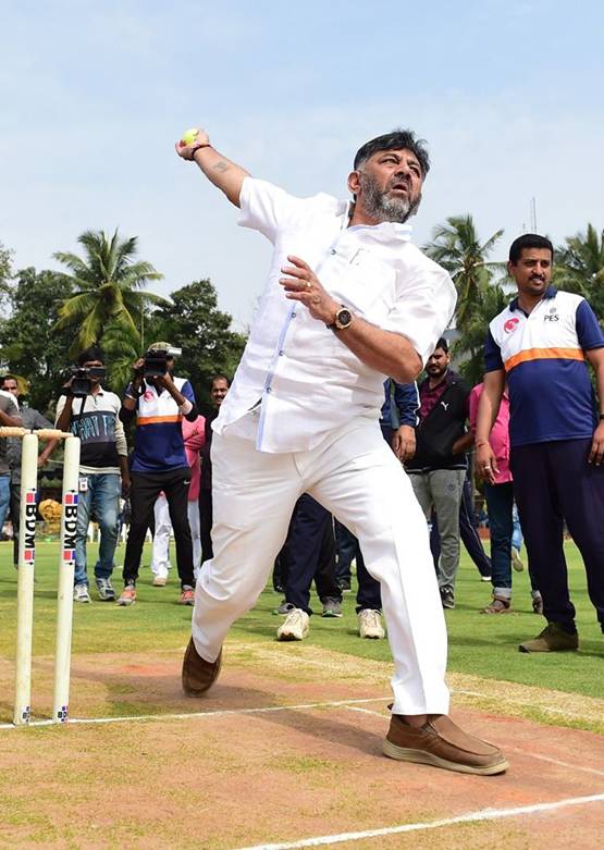 करोड़ों के मालिक हैं शिवकुमार, मिल सकती है कर्नाटक कांग्रेस की कमान