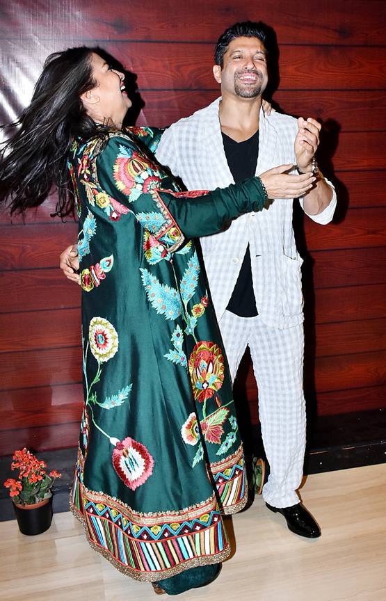 जावेद अख्तर की बर्थडे पार्टी, रेखा-दीपिका सहित पहुंचे ये सितारे