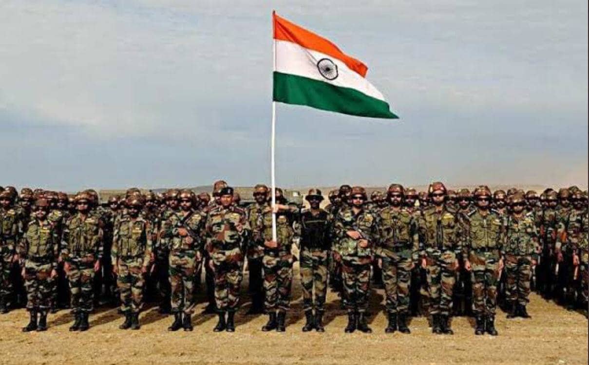 PoK पर कार्रवाई के आर्मी चीफ के बयान पर पाकिस्तानी सेना में खलबली