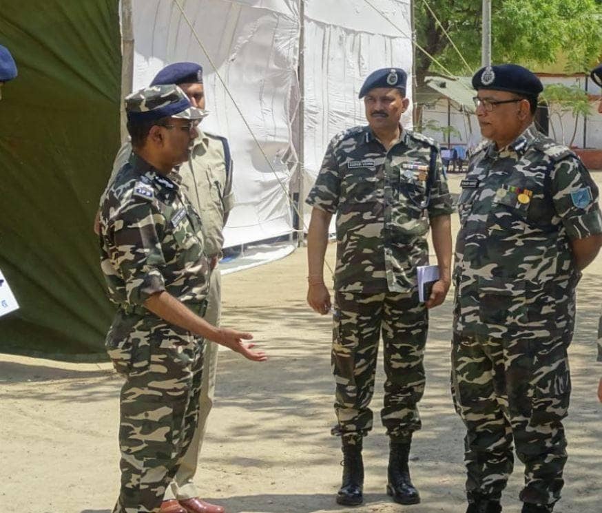 SSB जवान अचानक हवा में दागने लगा गोलियां, मचा हड़कंप