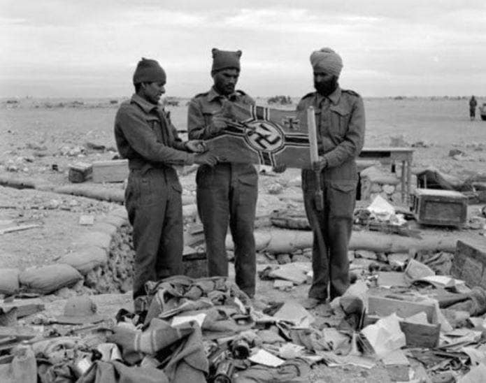 जमीन के अंदर मिल रहे ढाई-ढाई सौ किलो के बम, लोग शहर छोड़कर भागे