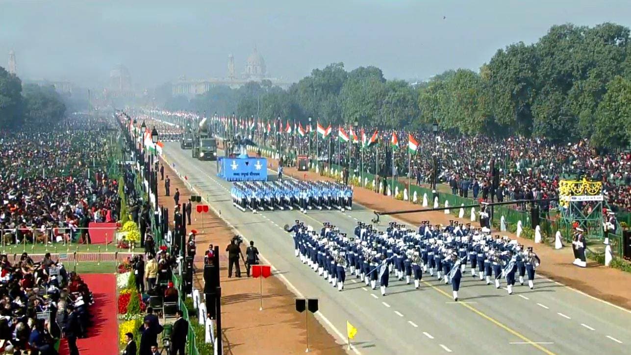 राजपथ पर दिखा सेना का अदम्य साहस, जानें इस बार की परेड में क्या रहा खास