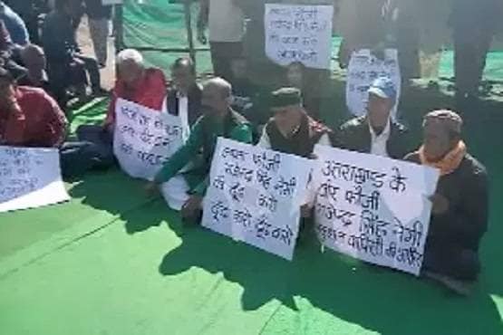 कश्मीर: PAK सीमा पर 8 जनवरी से लापता सेना का जवान, नहीं मिल रही खबर