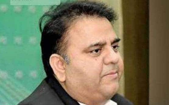 इमरान के मंत्री ने की भारत को नीचा दिखाने की कोशिश, अपनों ने सुनाई खरी-खरी