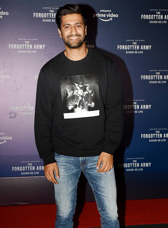 विक्की कौशल के भाई की वेब सीरीज की स्क्रीनिंग, सपोर्ट करने पहुंचीं कटरीना