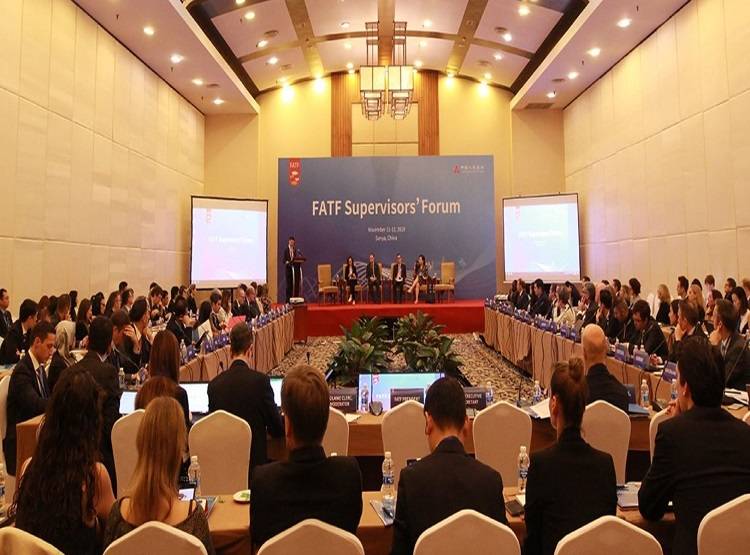 ग्रे लिस्ट से बाहर आने के लिए बेचैन हुआ PAK, विदेश मंत्री ने लगाई गुहार