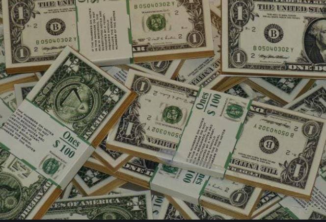 कारोबारी को रास नहीं आया नया साल, एक महीने में आधी संपत्ति बर्बाद